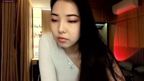 Snapshot of mikakimura chatting on October 26, 2025, 4:35 pm Miko now i live in Vietnam online show from October 26, 2025, 4:35 pm