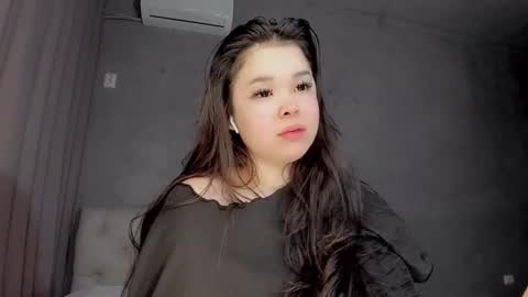 mikasssu online show from January 10, 2025, 1:21 am