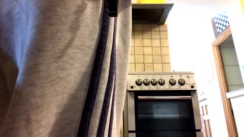 mike26051 online show from October 17, 2025, 12:52 pm