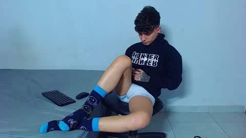 Mike IMDEPENDIENT MODEL online show from March 26, 2026, 3:34 am