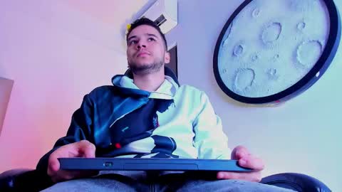 Mike  online show from February 21, 2026, 11:44 am