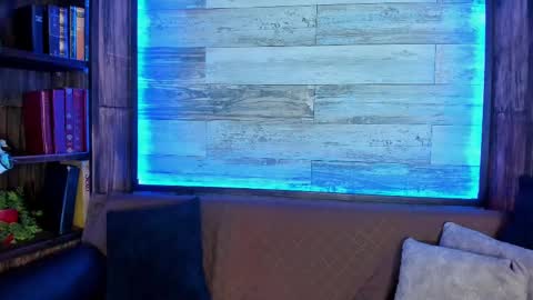   online show from March 7, 2025, 5:18 am