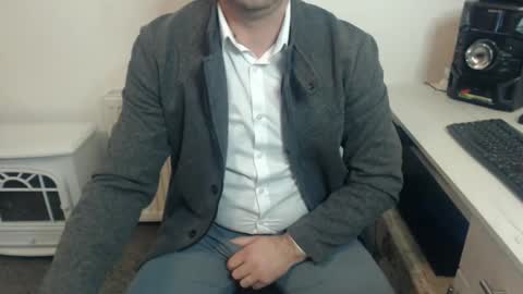 MikeMaster online show from December 3, 2024, 7:10 am