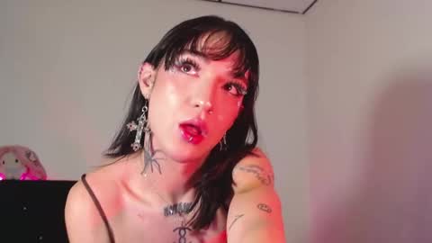 ZARA BLARE online show from November 3, 2025, 3:30 am