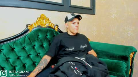 Snapshot of mikelockhart chatting on March 12, 2025, 2:20 am Mike online show from March 12, 2025, 2:20 am