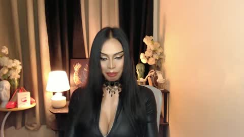 Mistress MikeyAlawi online show from February 10, 2025, 9:25 pm
