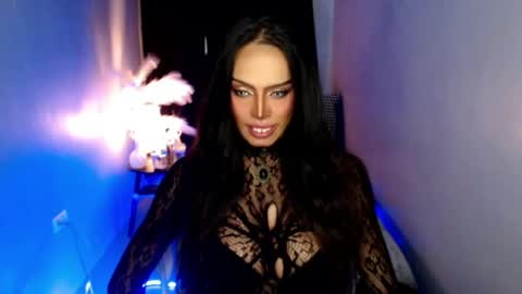 Snapshot of mikeyalawi03 chatting on June 27, 2026, 5:12 am Mistress MikeyAlawi online show from June 27, 2026, 5:12 am