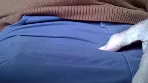 mikeybed online show from December 2, 2025, 1:50 pm