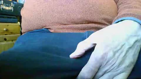 mikeybed online show from April 2, 2026, 1:42 pm