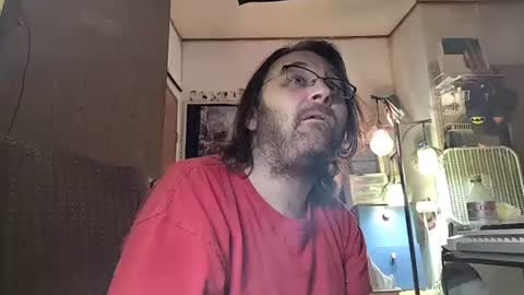 Snapshot of mikeylikesit38 chatting on January 1, 2025, 1:58 am Mikey online show from January 1, 2025, 1:58 am