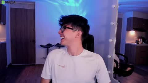 VIOLETAMIKE online show from February 11, 2026, 9:58 am