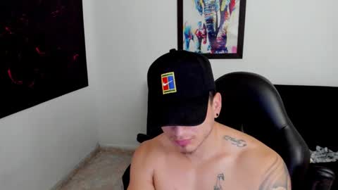 MIKKE online show from October 11, 2025, 2:59 pm