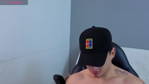 MIKKE online show from February 2, 2026, 2:05 pm