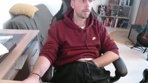 mikmik91 online show from February 26, 2026, 3:44 pm