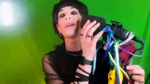 mikylezra online show from September 14, 2025, 11:09 am