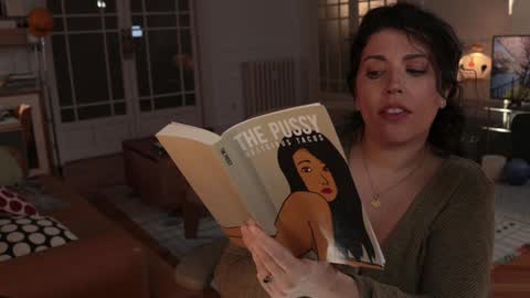 Princess Consuela Banana Hammock online show from January 16, 2025, 8:43 am