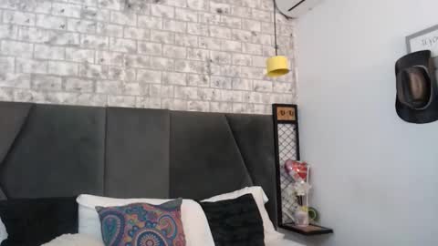 mila_adamss online show from October 30, 2025, 10:27 am