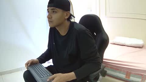 Snapshot of mila_and_bruno chatting on October 20, 2025, 12:49 pm mila and bruno online show from October 20, 2025, 12:49 pm