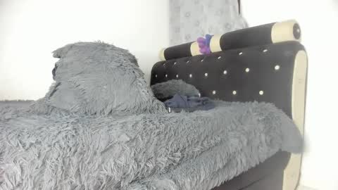 Mila Dash online show from February 12, 2025, 4:44 am