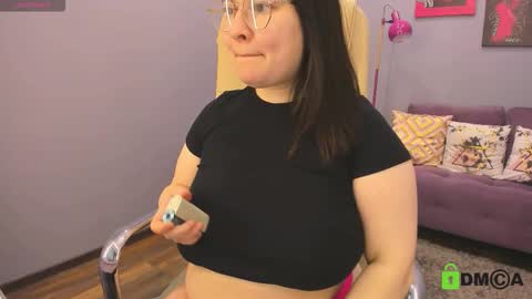 Snapshot of mila_melody chatting on February 15, 2026, 7:27 am mila_melody online show from February 15, 2026, 7:27 am