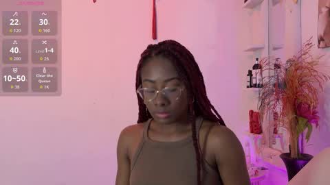 Mila  Max online show from November 29, 2025, 12:08 pm