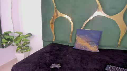 Snapshot of mila_petiteasm chatting on June 15, 2026, 12:51 pm mila_petiteasm online show from June 15, 2026, 12:51 pm