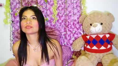 laura online show from April 11, 2026, 10:08 am