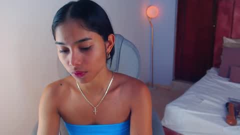 milaa_star online show from September 23, 2025, 4:04 am