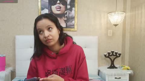 miladiosa online show from January 15, 2026, 12:21 pm