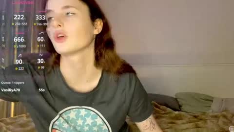 Snapshot of milaelin chatting on July 24, 2026, 6:06 pm Mila online show from July 24, 2026, 6:06 pm