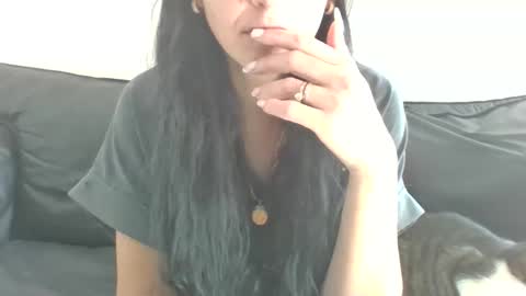 MilaGabor online show from January 19, 2026, 9:13 am