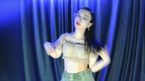 milaholeen66 online show from June 2, 2026, 6:32 pm