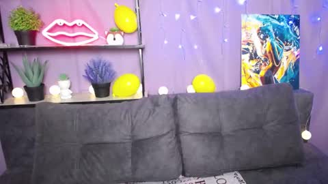 Snapshot of milaloona chatting on January 22, 2025, 9:57 am Milaloona online show from January 22, 2025, 9:57 am