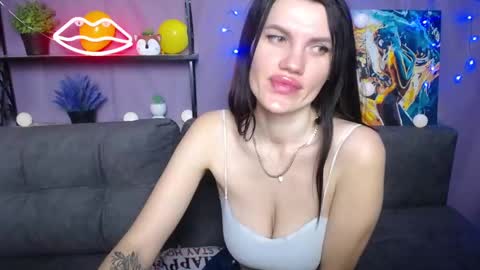 Snapshot of milaloona chatting on January 27, 2025, 1:30 pm Milaloona online show from January 27, 2025, 1:30 pm