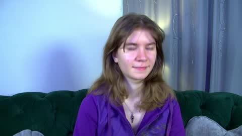 Mila online show from April 4, 2026, 6:44 am