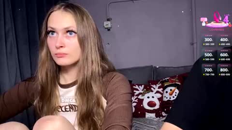 Dan and Milana online show from December 22, 2025, 4:04 pm