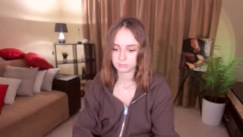 Snapshot of milanabells chatting on May 27, 2026, 5:10 pm MilanaBells online show from May 27, 2026, 5:10 pm