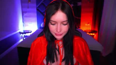 Milana online show from October 31, 2025, 2:40 pm