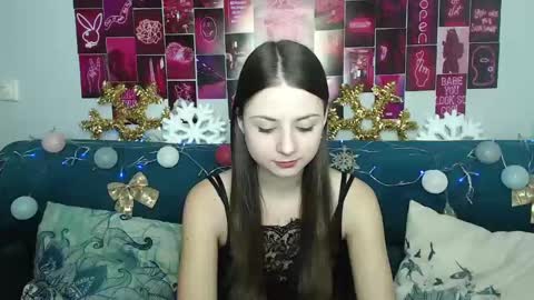 Snapshot of milanaroz chatting on December 26, 2024, 5:47 am milanaroz online show from December 26, 2024, 5:47 am