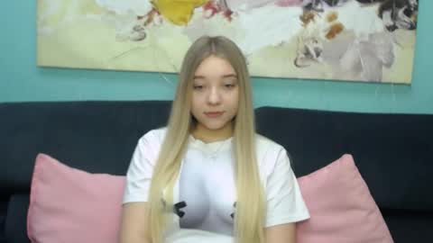 Milana online show from February 28, 2026, 5:52 am