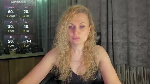 Snapshot of milanna_x chatting on April 26, 2026, 8:50 pm milanna_x online show from April 26, 2026, 8:50 pm
