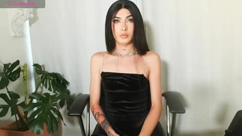 MILAN SANTANA online show from February 8, 2025, 10:29 pm