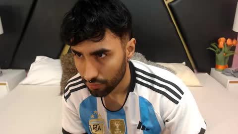 milanzaire online show from September 13, 2025, 6:51 pm