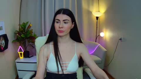 Snapshot of milasecretsss chatting on March 16, 2026, 12:31 pm milasecretsss online show from March 16, 2026, 12:31 pm