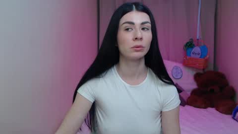 Snapshot of milasecretsss chatting on April 4, 2026, 6:27 pm milasecretsss online show from April 4, 2026, 6:27 pm
