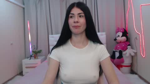 Snapshot of milasecretsss chatting on May 16, 2026, 6:21 am milasecretsss online show from May 16, 2026, 6:21 am