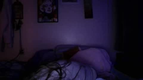 Mila online show from April 7, 2026, 6:58 am