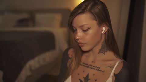 M  Telegram mamagotachannel online show from March 25, 2026, 9:04 am