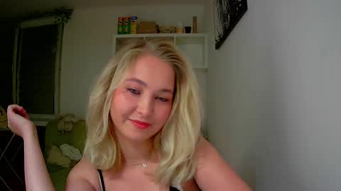 Milena new nonude shy blonde natural online show from September 22, 2025, 10:23 pm