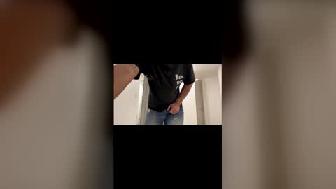 mileslennon online show from November 28, 2025, 10:23 pm